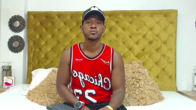 Snapshot of AndyCalifornia1 chatting on 09/12/25, 11:54 AndyCalifornia1 online show from 09/12/25, 11:54