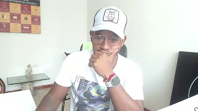 Snapshot of AndyCalifornia1 chatting on 10/09/25, 03:21 AndyCalifornia1 online show from 10/09/25, 03:21