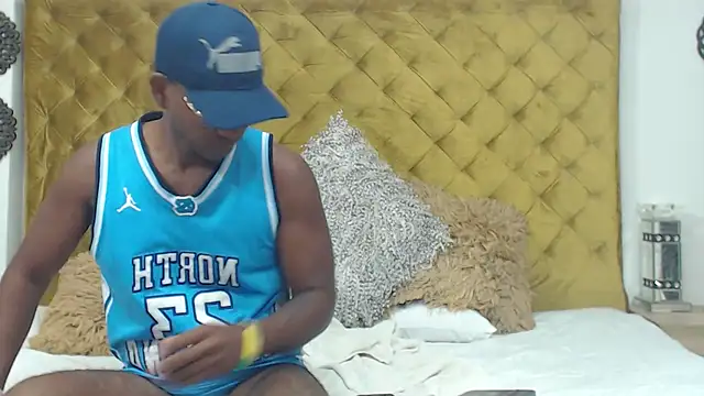 AndyCalifornia1 online show from 12/04/25, 12:47