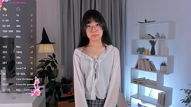 Snapshot of UdelaDodson chatting on 11/27/25, 01:07 UdelaDodson online show from 11/27/25, 01:07