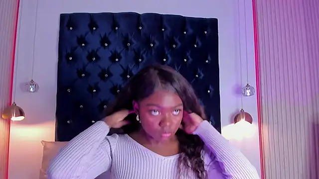 DahianaLopez  online show from 03/26/26, 12:00