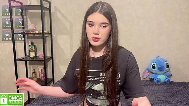 MollyBaby online show from 10/29/25, 04:42