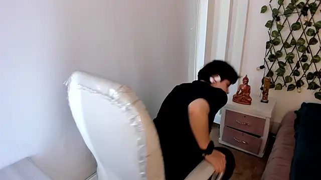 Nathaly ds online show from 11/20/25, 07:13