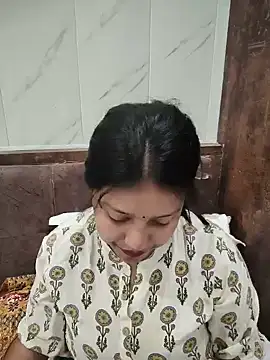 Dipali143143 online show from 07/15/26, 08:52