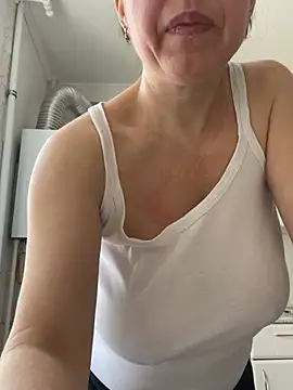 Kiravix online show from 01/15/26, 08:41