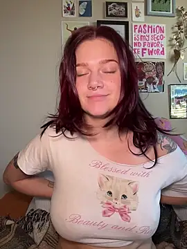 zarialove online show from 11/11/25, 09:59