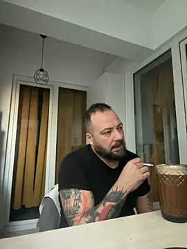 Snapshot of DavidMaros chatting on 10/31/25, 05:08 DavidMaros online show from 10/31/25, 05:08