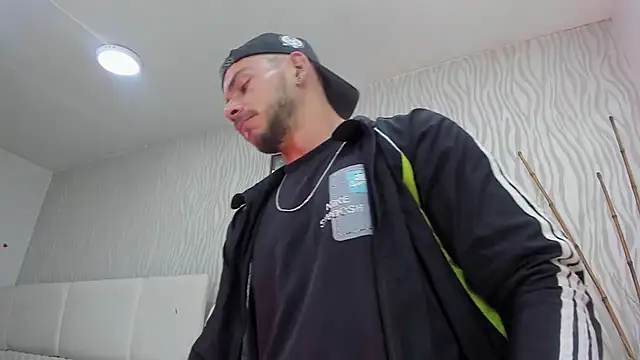 dylan jacobx online show from 02/03/26, 07:24