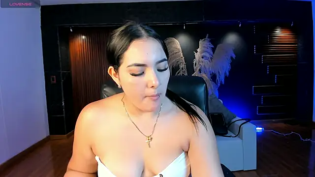 sofiacaramel online show from 12/14/25, 11:48