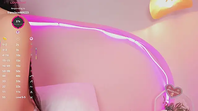 sweetluu  online show from 09/28/25, 02:44