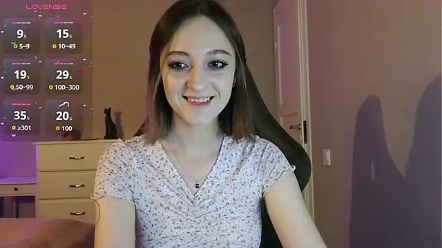 white liillyy online show from 06/20/26, 09:17