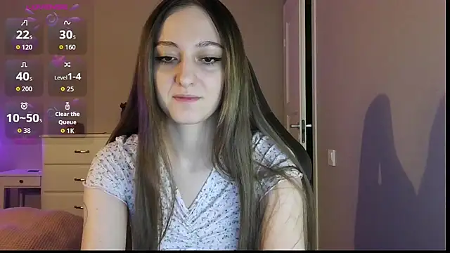 white liillyy online show from 07/03/26, 08:26
