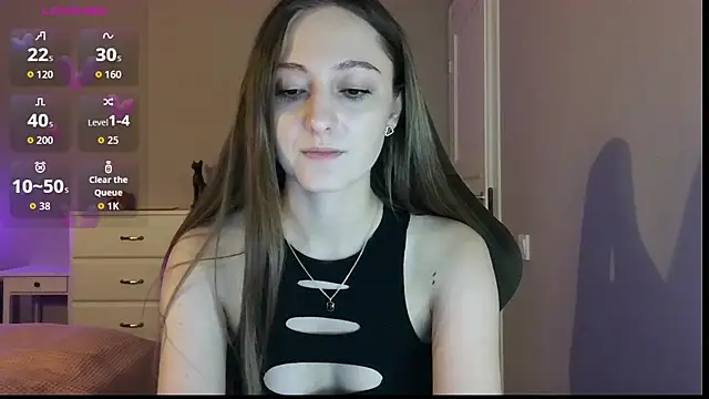 white liillyy online show from 07/08/26, 08:57
