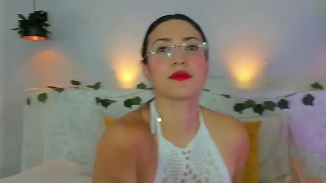 Snapshot of victoria_flores1 chatting on 02/18/26, 09:22 victoria flores1 online show from 02/18/26, 09:22