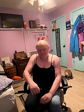 KadiSparkle online show from 11/04/25, 01:48