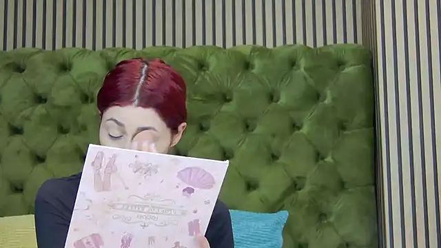 LunaHart online show from 02/21/26, 09:54