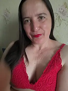 EvelinCutex online show from 05/18/26, 07:03
