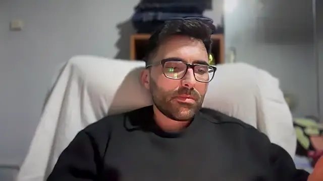 Snapshot of Alicante34 chatting on 11/09/25, 05:39 Alicante34 online show from 11/09/25, 05:39