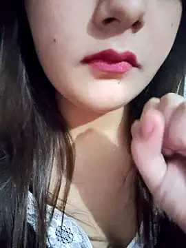 Snapshot of Anushka14321 chatting on 10/14/25, 07:47 Anushka14321 online show from 10/14/25, 07:47