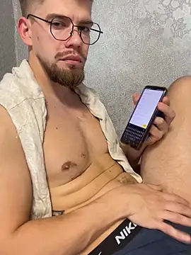 Snapshot of ScandentVendee chatting on 10/26/25, 09:48 ScandentVendee online show from 10/26/25, 09:48