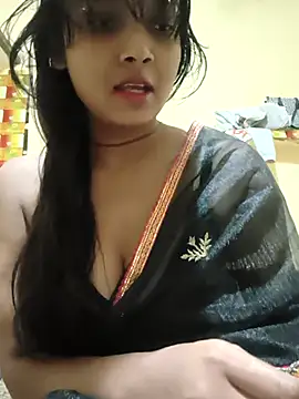 RAYI Queen 2 online show from 11/25/25, 09:53