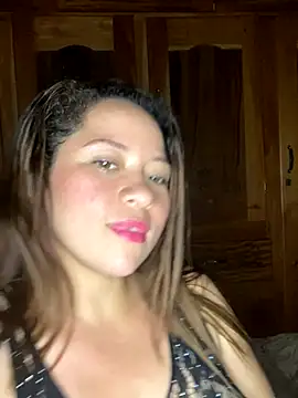Snapshot of sabrossa chatting on 11/23/25, 03:50 sabrossa online show from 11/23/25, 03:50