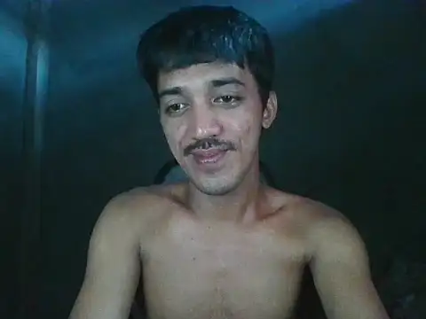 Snapshot of RowyCam chatting on 10/31/25, 12:00 RowyCam online show from 10/31/25, 12:00