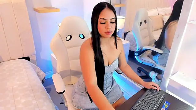 manyaa  online show from 01/09/26, 07:15