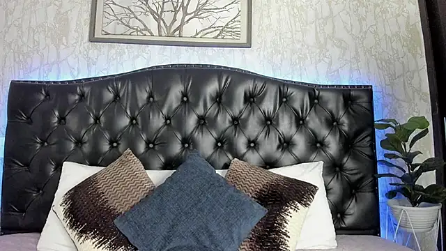 ScarletTorres online show from 09/08/25, 05:12