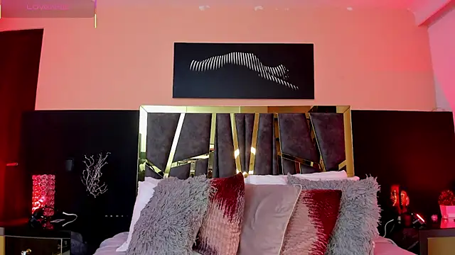 ScarletTorres online show from 11/24/25, 05:56