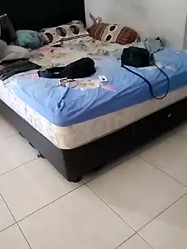 boysxx online show from 10/24/25, 06:10