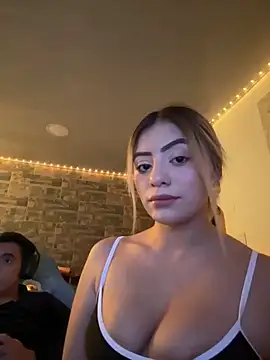 Melissa coll online show from 11/28/25, 05:21