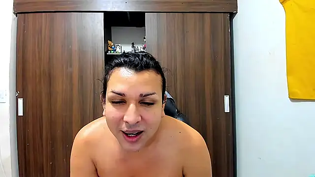 Snapshot of miss_bigcockts chatting on 01/08/26, 10:17 miss bigcockts online show from 01/08/26, 10:17