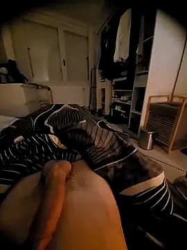 Henz007 online show from 04/05/26, 11:02