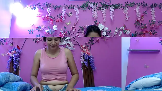 skinnybarbie022 online show from 04/14/26, 01:00