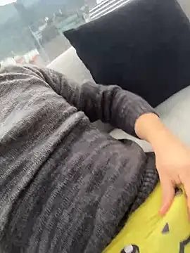 Snapshot of Kurtxxx22 chatting on 12/20/25, 01:07 Kurtxxx22 online show from 12/20/25, 01:07