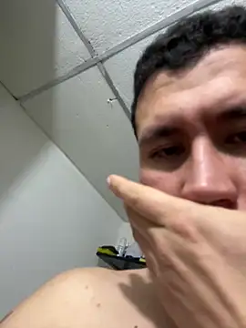 Kurtxxx22 online show from 02/06/26, 08:23