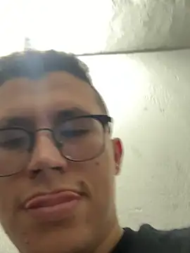 Kurtxxx22 online show from 06/11/26, 06:00