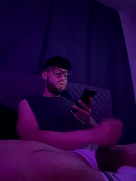 Snapshot of stalinhernandez chatting on 12/01/25, 05:01 stalinhernandez online show from 12/01/25, 05:01