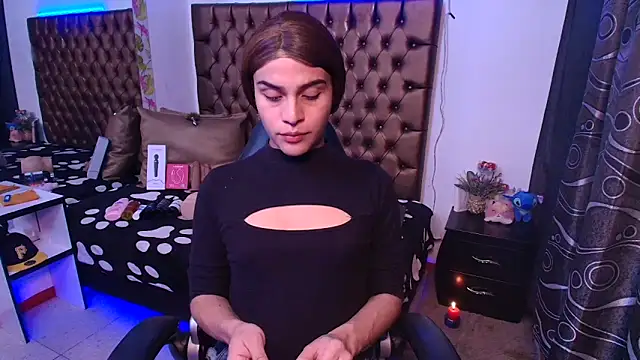 lailahdark online show from 05/06/26, 08:25