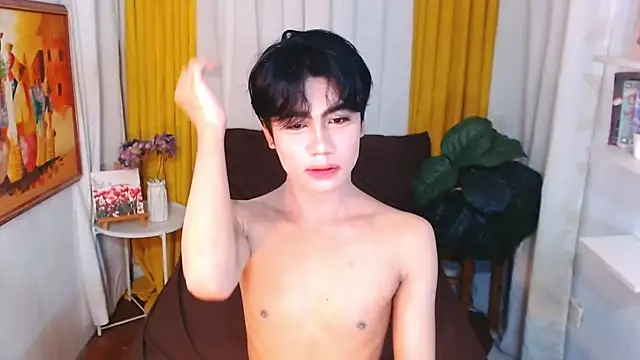 Snapshot of DhicksonCammer chatting on 12/16/25, 06:07 DhicksonCammer online show from 12/16/25, 06:07