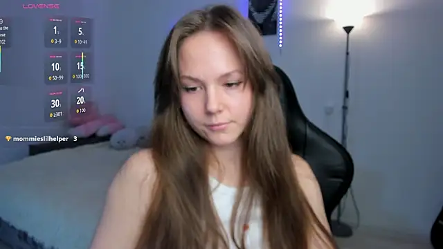 cute little ass online show from 10/19/25, 01:01