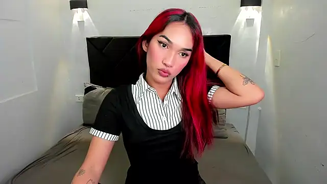 ms megan online show from 11/19/25, 02:55