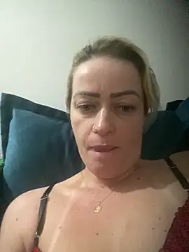 Alerquinasc online show from 11/18/25, 05:23