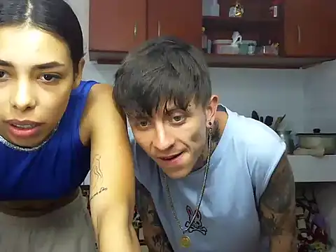 MeganAndMaxxh online show from 11/09/25, 11:03