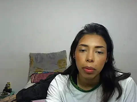 MeganAndMaxxh online show from 12/16/25, 01:32