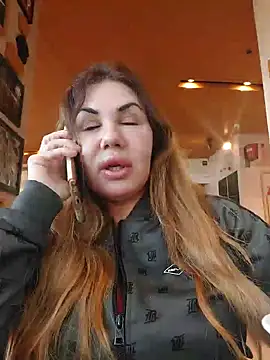 Snapshot of Alisasex@xh chatting on 01/20/25, 11:35 Alisasexxh online show from 01/20/25, 11:35