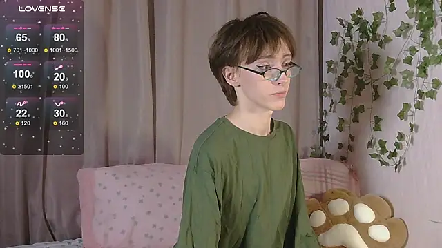 Snapshot of NextVibe_ chatting on 03/12/26, 06:03 NextVibe online show from 03/12/26, 06:03