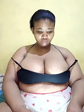 Snapshot of Prettyboobiesx chatting on 10/22/25, 10:53 Prettyboobiesx online show from 10/22/25, 10:53