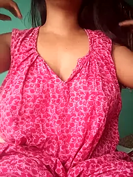 Snapshot of yoursexy_rumi chatting on 11/16/25, 05:24 yoursexy rumi online show from 11/16/25, 05:24